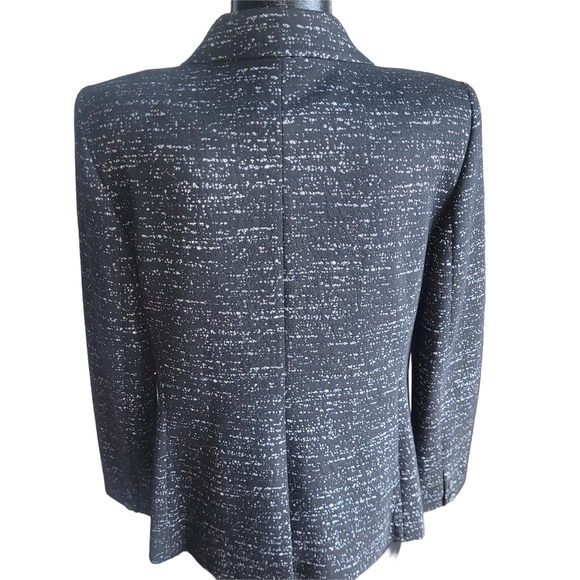 Vince Camuto Black and White Blazer 10 - Picture 5 of 6